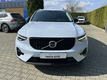 Volvo XC40 Crossover Facelifting 2.0 B5 250KM 2023 Volvo XC 40 B5 AWD R-Design, zdjęcie 10