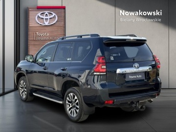 Toyota Land Cruiser VII Terenowy 5d 2.8 D-4D 204KM 2022 Toyota Land Cruiser LC 2.8 D-4D Invincible VII (20, zdjęcie 1