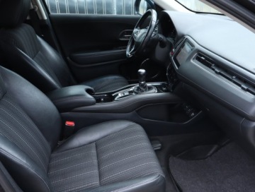 Honda HR-V II SUV 1.6 i-DTEC 120KM 2017 Honda HR-V 1.6 i-DTEC, Salon Polska, Serwis ASO, zdjęcie 8