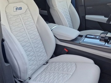 Audi Q8 2025 AUDI Q8 RSQ8 TFSI quattro Performance Suv 4.0 (640KM) 2025, zdjęcie 9