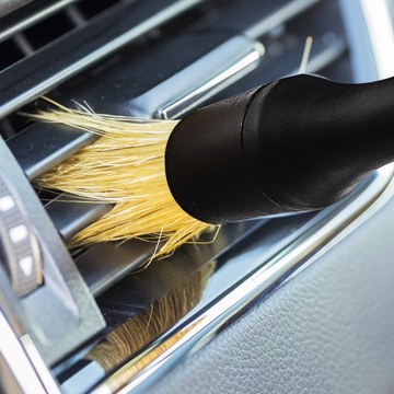 НАБОР ЩЕТКОВ ДЛЯ ЧИСТКИ САЛОНА CARPRO