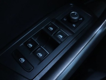 Volkswagen T-Roc I SUV R 2.0 TSI 300KM 2021 VW T-Roc R 2.0 TSI 4Motion, Salon Polska, zdjęcie 15