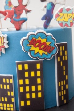 Zestaw Dekoracje na Tort Spidey Spider 12 El. 2D figurki Cukrowe opłatek