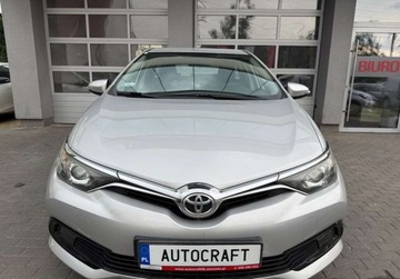 Toyota Auris II Touring Sports Facelifting 1.33 Dual VVT-i 99KM 2017 Toyota Auris salon Polska, serwis ASO Toyota, rok Gwarancja 1.3 Benzyna, zdjęcie 16