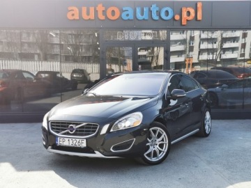 Volvo S60 II Sedan 3.0 T6 304KM 2012 VOLVO S60 II AWD, 305KM, T6, Dokumentacja pochodzeniowa, zdjęcie 2