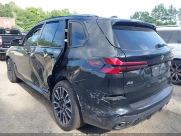 BMW X5 G05 2024 BMW X5 M M60I 2024, od ubezpieczalni 4.4 Benzyna 523KM, zdjęcie 3