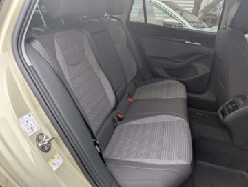 Skoda Superb III Kombi Facelifting 1.5 TSI 150KM 2024 Skoda Superb 1.5 Hybryda Plug-in 204KM, zdjęcie 3