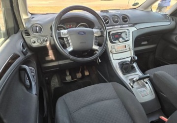 Ford Galaxy III Van 2.0 Duratec Flexifuel 145KM 2010 Ford Galaxy Sprowadzony Zarejestrowany. 2.0 Benzyna 145KM, zdjęcie 6