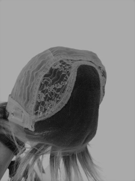 Короткий натуральный парик с челкой Nessaja - фирменный магазин париков