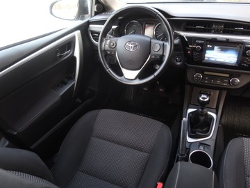 Toyota Corolla X Sedan Facelifting 1.6 Valvematic 132KM 2013 Toyota Corolla 1.6 Valvematic, Salon Polska, zdjęcie 6