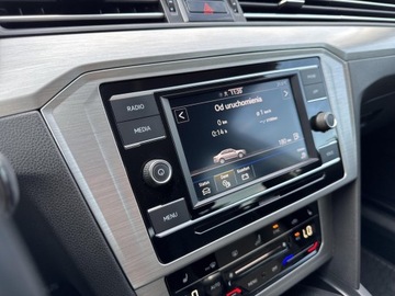 Volkswagen Passat B8 Limousine Facelifting 2.0 TDI SCR 150KM 2020 Volkswagen Passat B8 2.0 TDI EVO Essence 2.0 TDI 1, zdjęcie 26