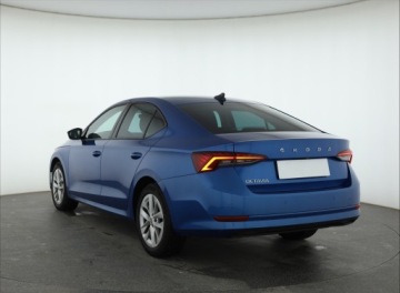 Skoda Octavia IV Liftback 2.0 TDI 150KM 2022 Skoda Octavia 2.0 TDI, Salon Polska, zdjęcie 3