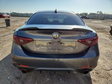 Alfa Romeo Giulia II 2017 Alfa Romeo Giulia Ti 2017 2.0l 2.0 Benzyna 280KM, zdjęcie 2