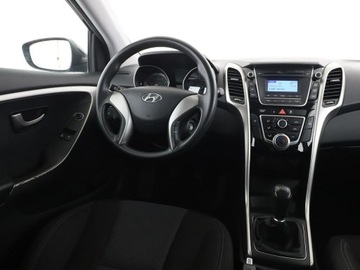 Hyundai i30 II Hatchback 5d 1.4 MPI 100KM 2015 Hyundai i30 LIFT 1.4i 6MT Benzyna Klimatyzacja, zdjęcie 15