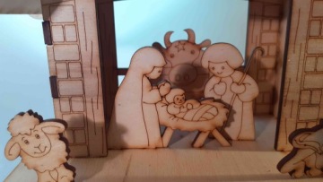 Вертеп с деревянной конюшней со светодиодной подсветкой