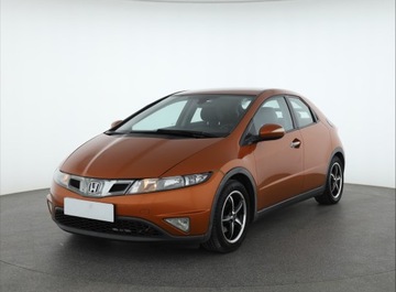 Honda Civic VIII Hatchback 5d 1.4 i 83KM 2008 Honda Civic 1.4 i-DSI, Klima, Klimatronic, zdjęcie 1