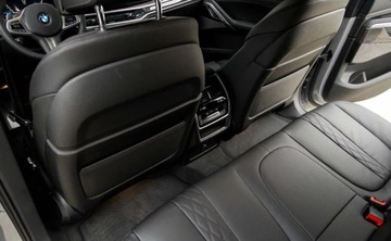 BMW X6 G06 2025 BMW X6 xDrive30d, Panorama, Pneumatyka, Hak, Pakiet Innowacji, 22 Cale 3.0, zdjęcie 16