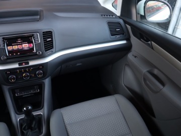 Seat Alhambra II (7N) Van Facelifting 2.0 TDI 150KM 2017 Seat Alhambra 2.0 TDI, Klima, Klimatronic, zdjęcie 7