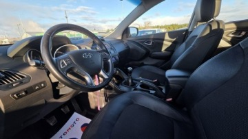 Hyundai ix35 SUV Facelifting 1.6 GDI 135KM 2015 Hyundai ix35 climatronic ledy, zdjęcie 12