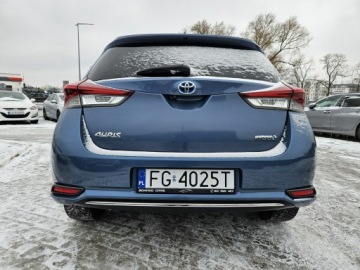 Toyota Auris II Hatchback 5d Facelifting 1.8 Hybrid 136KM 2017 Toyota Auris 1,8 Hybryda 136KM automat kamera, zdjęcie 18