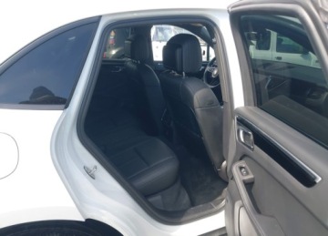 Porsche Macan SUV Facelifting II 2.0  265KM 2022 Porsche Macan 2022 PORSCHE MACAN, 2L, od ubezpieczalni 2.0 Benzyna 265KM, zdjęcie 7