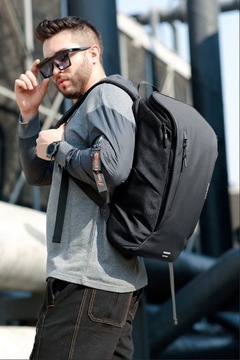 Рюкзак с тремя отделениями FRN5109 для ноутбука 15,6 см, легкий