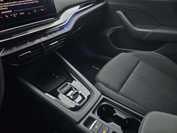 Skoda Octavia IV Liftback 1.5 TSI EVO 150KM 2023 Skoda Octavia SportLine DSG Full LED Matrix, Salon PL, Serwis ASO, VAT Mar, zdjęcie 15