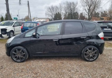 Honda Jazz III 1.4 i-VTEC 100KM 2009 Honda Jazz Honda Jazz 1.4 i-VTEC Elegance 1.3 Benzyna 100KM, zdjęcie 4