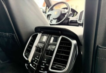 Porsche Cayenne II 2011 Porsche Cayenne Porsche Cayenne Diesel 3.0 Diesel 240KM, zdjęcie 30