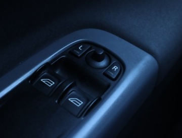 Volvo C30 2007 Volvo C30 2.0 D, Klima,ALU, zdjęcie 15