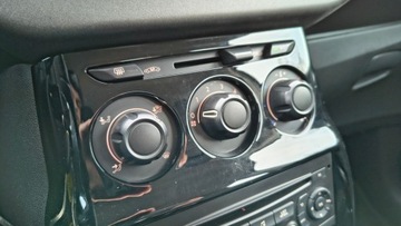 Citroen C3 II Hatchback facelifting 1.2 VTi 82KM 2015 Citroen C3 1,2 Benzyna 82KM, Klima, El.lusterka,Cz, zdjęcie 16