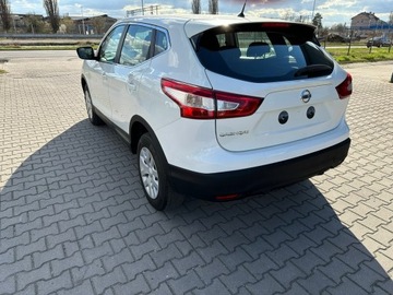 Nissan Qashqai II Crossover 1.2 DIG-T 115KM 2015 Nissan Qashqai 1.2 t-dig, Led, Tempomat, zdjęcie 1