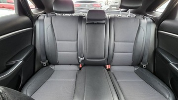 Hyundai i30 II Hatchback 5d 1.4 CRDi 90KM 2012 Hyundai i30 1,4 Crdi bardzo ekonomiczny Ledy, zdjęcie 17