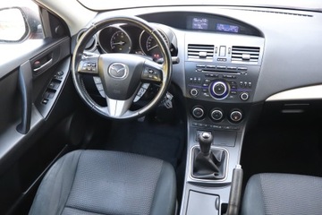 Mazda 3 II Sedan Facelifting 1.6 MZR 105KM 2012 Mazda 3 1.6, GAZ, Klima, Klimatronic, Tempomat, zdjęcie 6