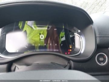  RAM 1500 2024r., Laramie, od ubezpieczalni 5.7 Benzyna 395KM, zdjęcie 10