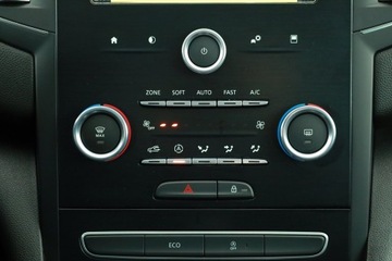 Renault Megane IV Grandtour Facelifting 1.5 Blue dCi 115KM 2020 Renault Megane 1.5 Blue dCi, Salon Polska, zdjęcie 9