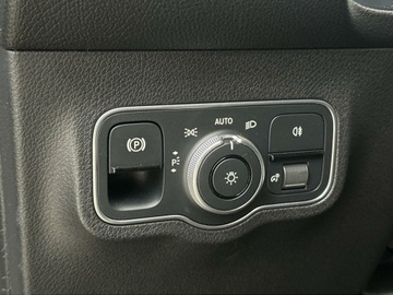 Mercedes GLB SUV 1.3 200 163KM 2023 Mercedes-Benz GLB 200 Android Auto / Apple Car Pla, zdjęcie 22