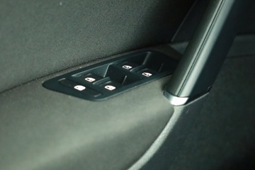 Volkswagen Golf VII Variant Facelifting 2.0 TDI 150KM 2019 VW Golf 2.0 TDI, Automat, Navi, Klima, zdjęcie 17