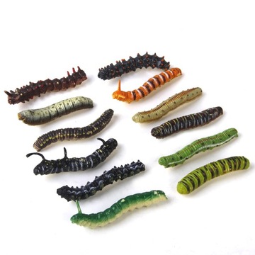 Маленькая игрушка-фигурка из 12 пластиковых животных