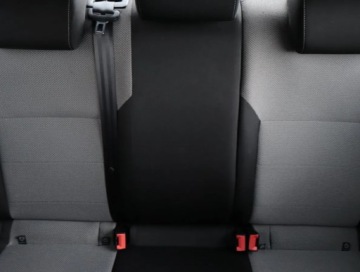 Skoda Rapid II Spaceback 1.6 TDI 105KM 2013 Skoda Rapid 1.6 TDI, Salon Polska, Klima, zdjęcie 9