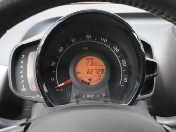 Toyota Aygo II Hatchback 3d Facelifting 1.0 VVT-i 72KM 2020 Toyota Aygo 1.0 VVT-i, Salon Polska, zdjęcie 10