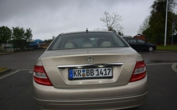 Mercedes Klasa C W204 Limuzyna 1.6 180 K BlueEFFICIENCY 156KM 2009 Mercedes-Benz Klasa C 1.6B Kompresor Skora Navi Xenon 2 KPL KOL Serwis Zad, zdjęcie 14