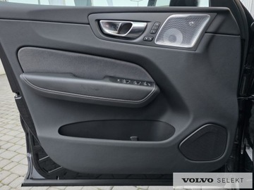 Volvo XC60 II 2025 Volvo XC 60 FV23% B5B Ultra Black Edition AWD ACC, zdjęcie 13