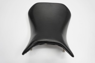 SUZUKI SV 650 03-12 ПЕРЕДНЕЕ СИДЕНИЕ