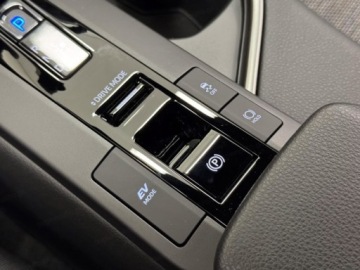 Toyota C-HR II 2025 Od ręki - Style 2.0 Hybrid AWD 180KM | Podgrzewane fotele!, zdjęcie 11