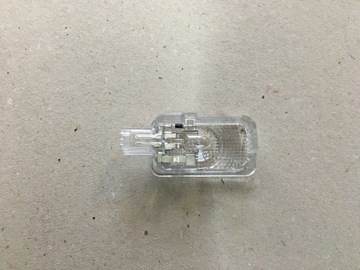 SUZUKI S-CROSS SX4 13- LAMPA OSVĚTLENÍ BOKU KUFRU ČALOUNĚNI