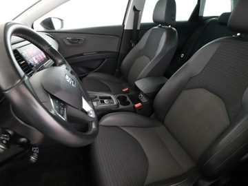 Seat Leon III Hatchback Facelifting 1.5 EcoTSI 150KM 2019 Seat Leon GRATIS! Pakiet Serwisowy o wartości 600, zdjęcie 12