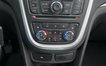 Opel Mokka I SUV 1.4 Turbo ECOTEC 140KM 2015 Opel Mokka 1,4 T 140 KM Automat LED Nawigacja BI-Xenon Klimatronik 1.4, zdjęcie 33