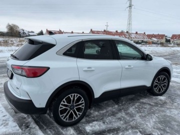 Ford Kuga III 2020 Ford Kuga Sliczna Kuga 2.5Plugin 4X4 NaviSamParkujeKamera LedyGrzana Szyba, zdjęcie 3