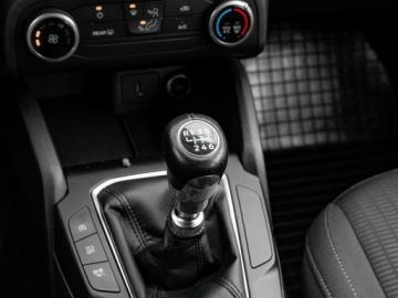 Ford Focus III Hatchback 5d facelifting 1.5 TDCi 95KM 2018 Ford Focus GD650YL#1.5 EcoBlue Trend Klima, zdjęcie 17